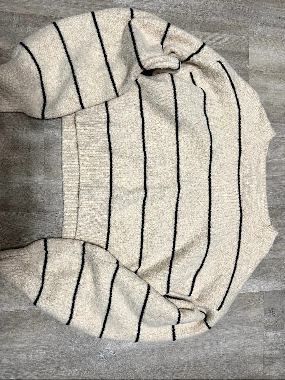 SHEIN Striped Pattern Drop Shoulder Sweater Cream & Black Size Medium